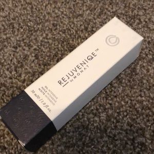 Rejuvenique Oil by Monat